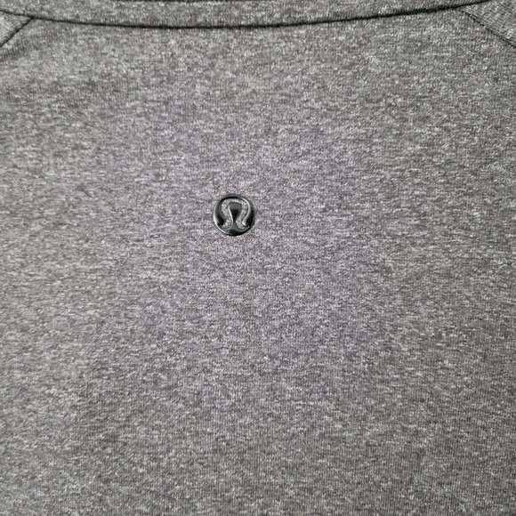 Lululemon Men's Gray Engineered Warmth Jacket - Picture 4 of 4